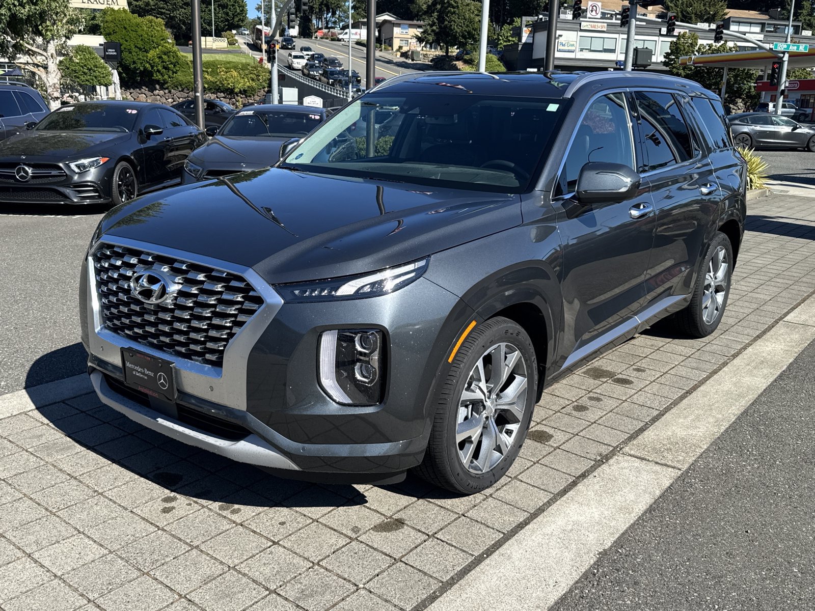 Used 2021 Hyundai Palisade Limited AWD/4WD image 1
