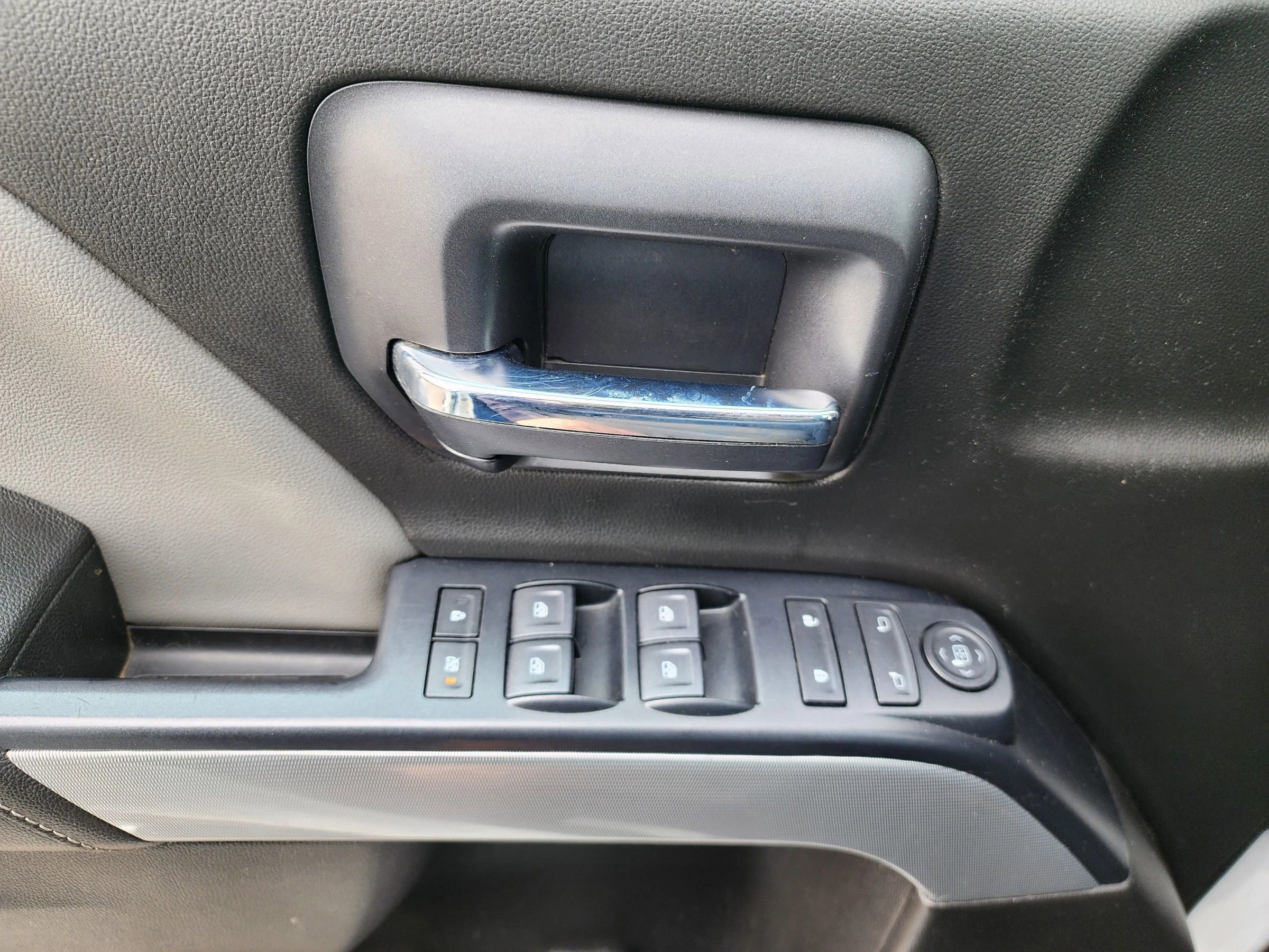 Used 2019 Chevrolet Silverado 2500 LT AWD/4WD image 35