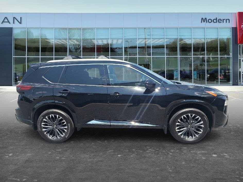 Certified 2026 Nissan Rogue Platinum w/ Platinum Premium Package AWD/4WD image 4