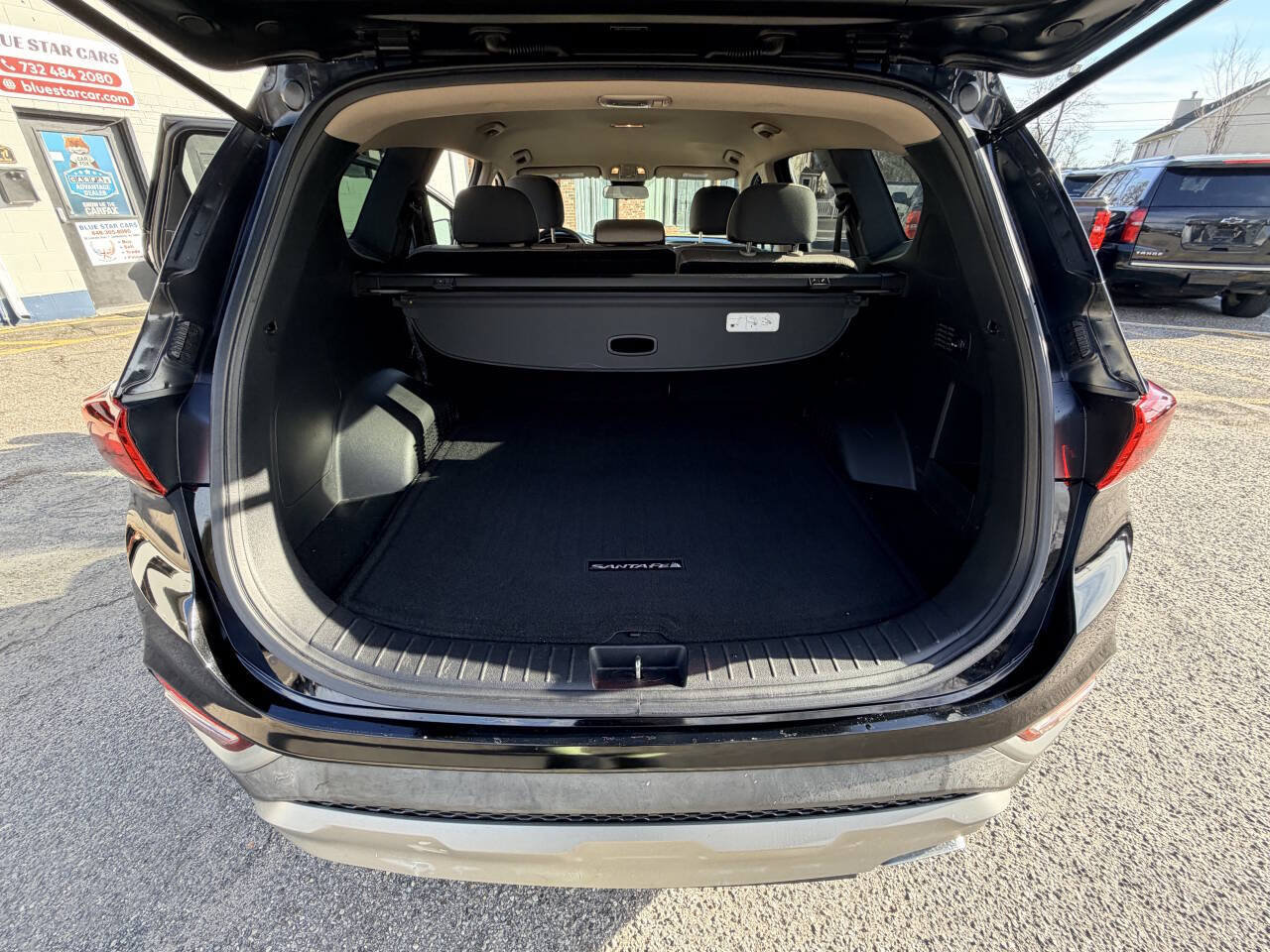Used 2020 Hyundai Santa Fe SE w/ Cargo Package AWD/4WD image 21