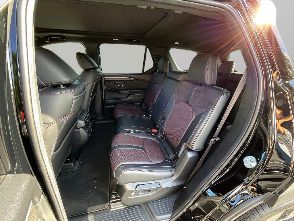 New 2026 Honda Pilot Black Edition image 28