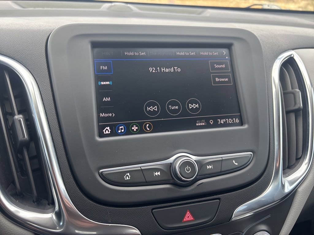 Used 2021 Chevrolet Equinox LT image 23