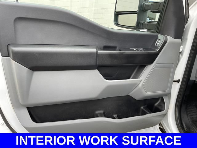 Used 2023 Ford F250 XL w/ Snow Plow/Camper Package AWD/4WD image 7