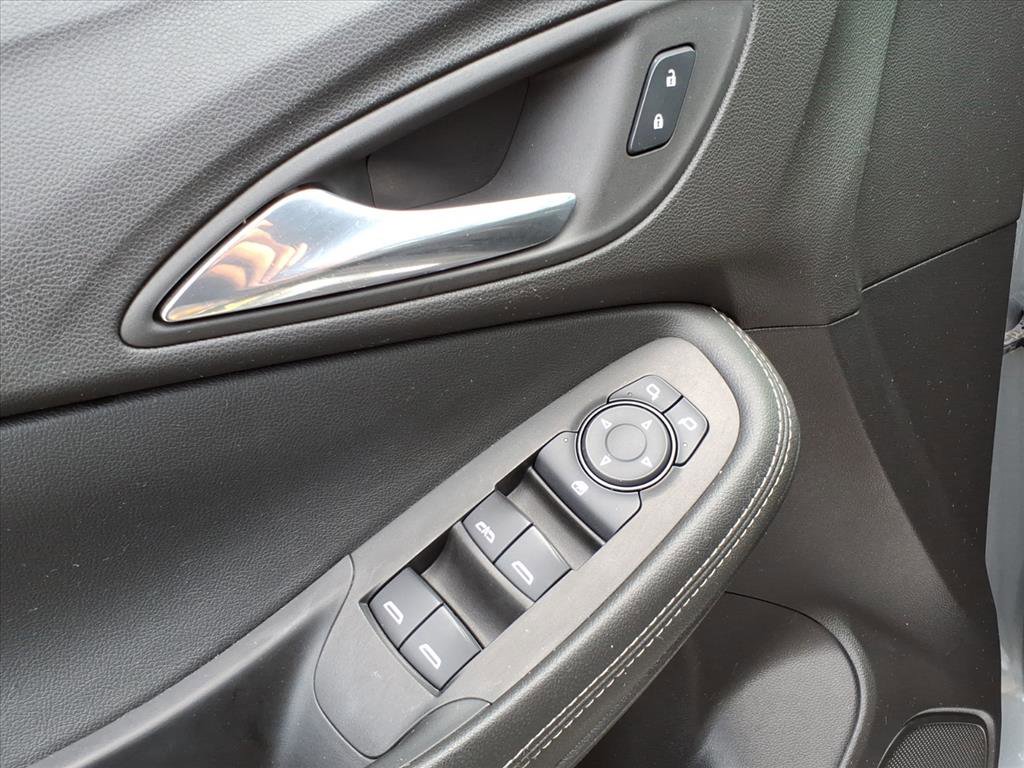 Used 2022 Buick Encore GX Preferred w/ Cold Weather Comfort Package image 14