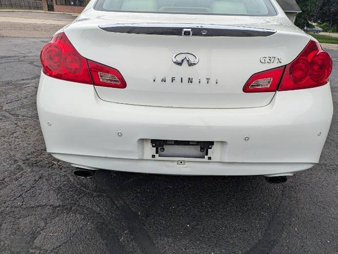 Used 2011 INFINITI G37 x Sedan w/ Premium Pkg AWD/4WD image 8