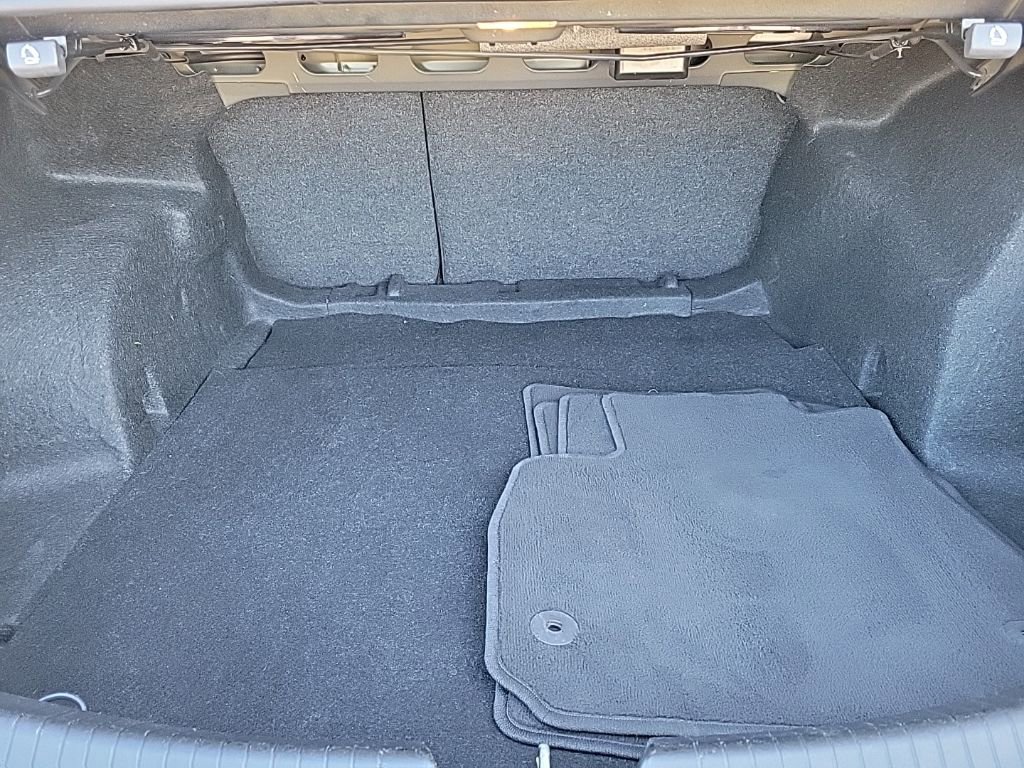 Used 2022 Chevrolet Malibu LS image 19