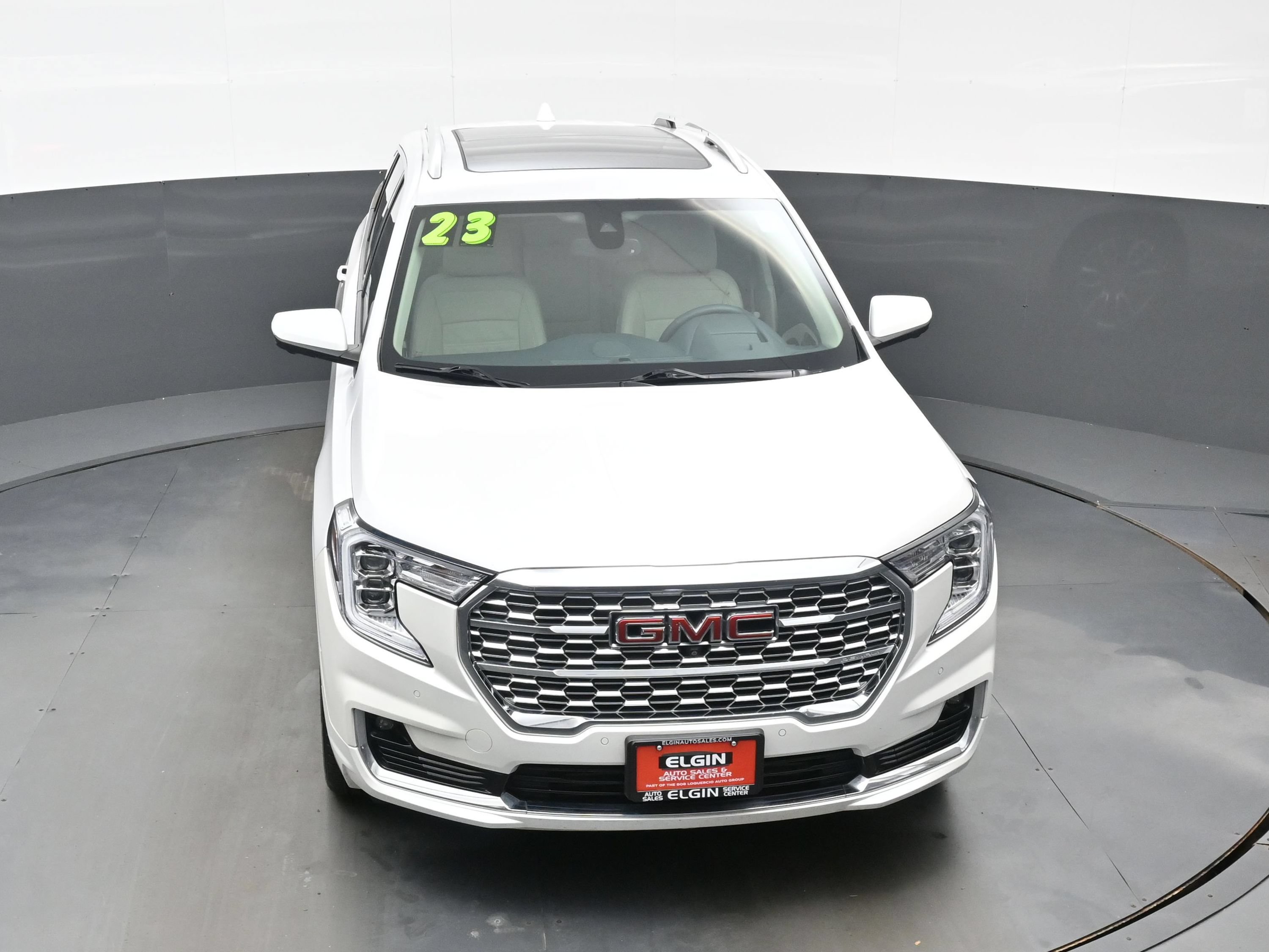 Used 2023 GMC Terrain Denali w/ Denali Premium Package AWD/4WD image 44