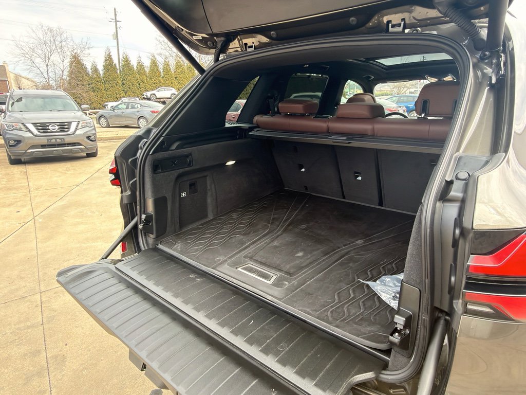 Used 2026 BMW X5 sDrive40i w/ M Sport Package image 23