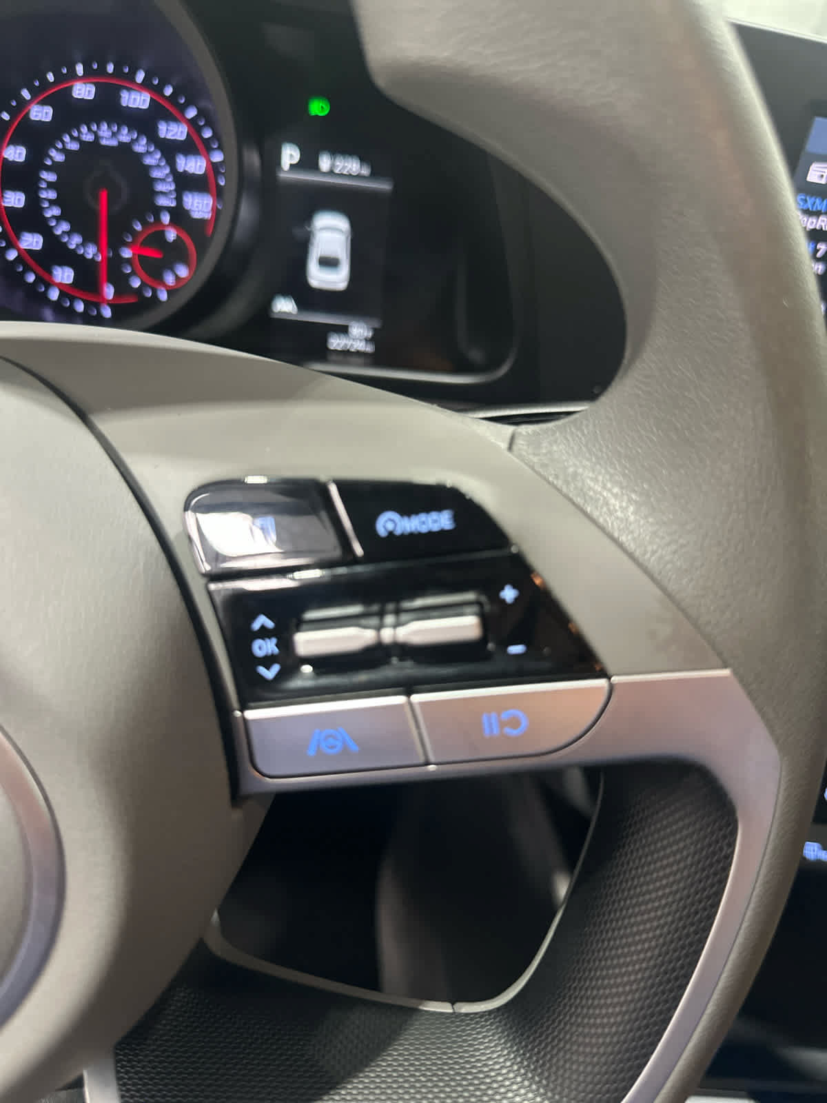 Used 2023 Hyundai Elantra SEL FWD image 28