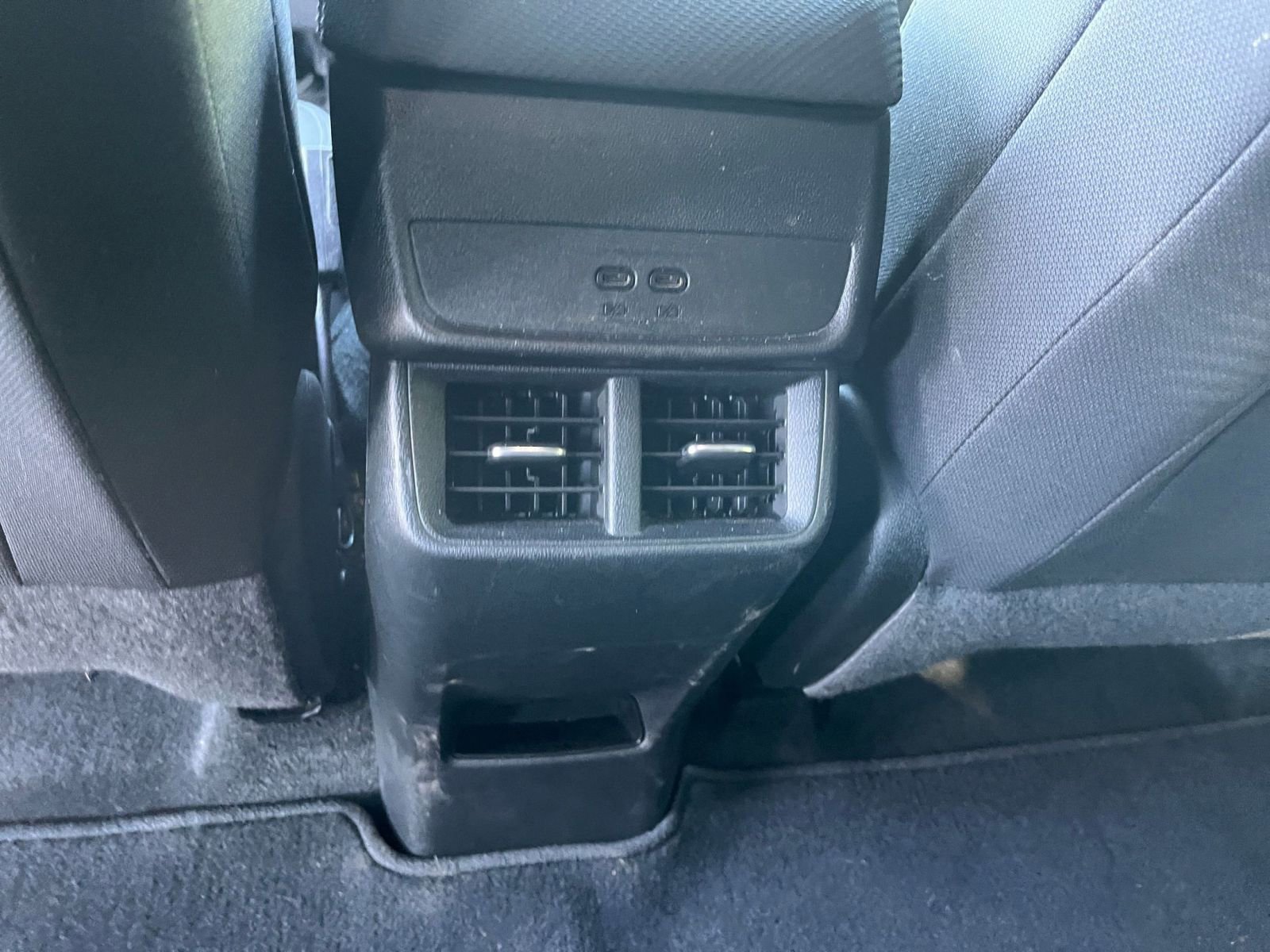 Used 2025 Chevrolet Equinox LT FWD image 23