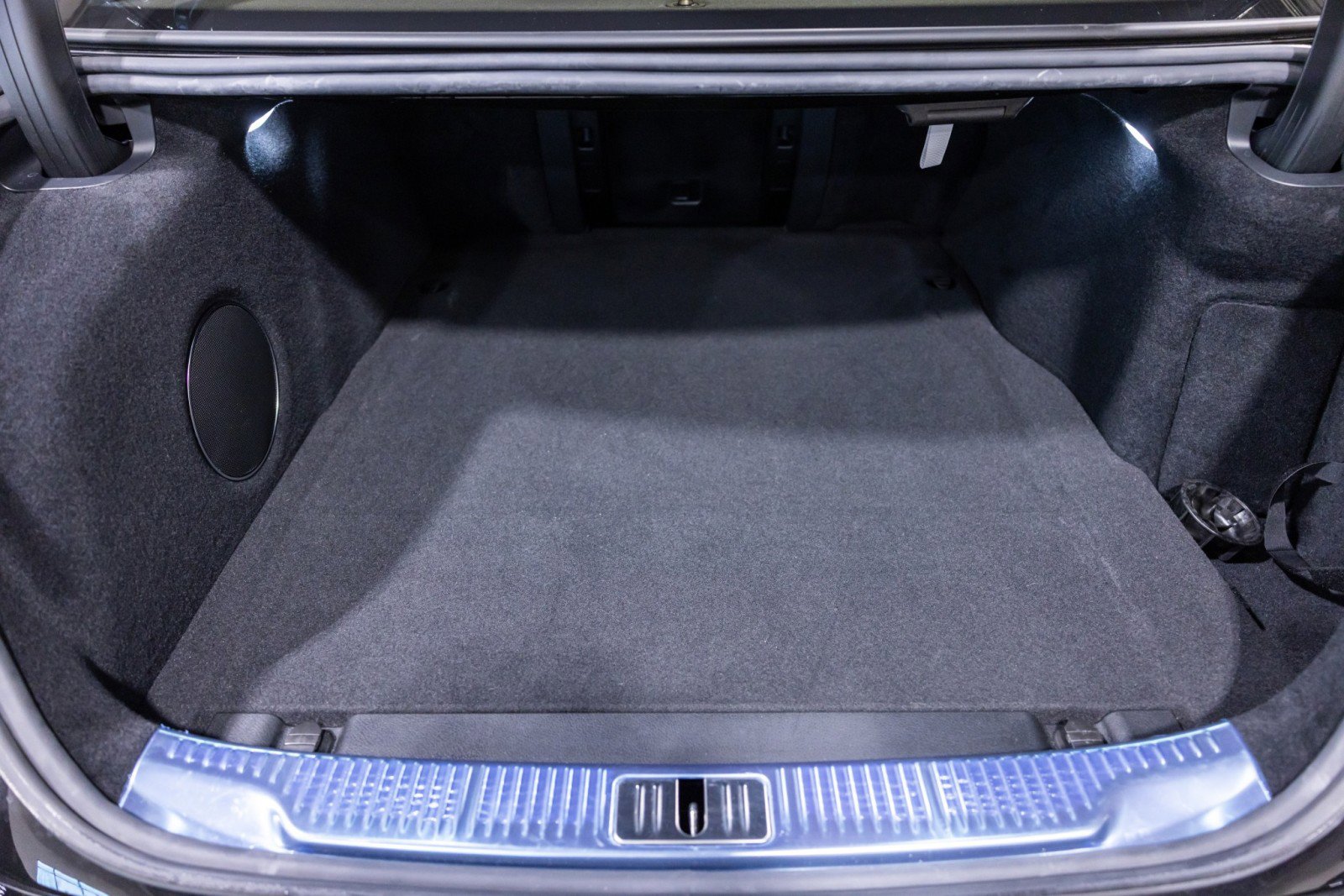 Used 2024 Mercedes-Benz S 63 AMG S w/ AMG Night Package image 29