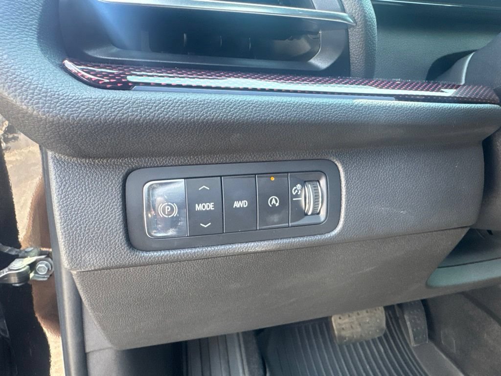 Used 2024 Chevrolet Traverse RS w/ LPO, Floor Liner Package AWD/4WD image 34