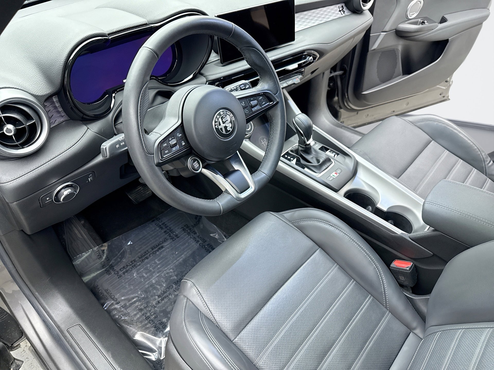 Used 2024 Alfa Romeo Tonale Ti image 10