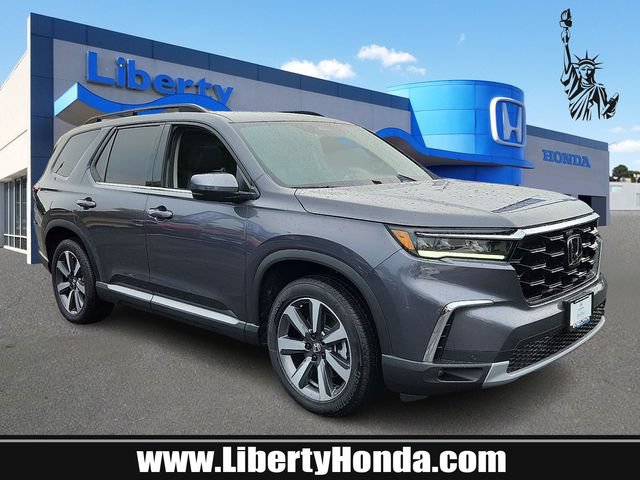Used 2025 Honda Pilot Touring