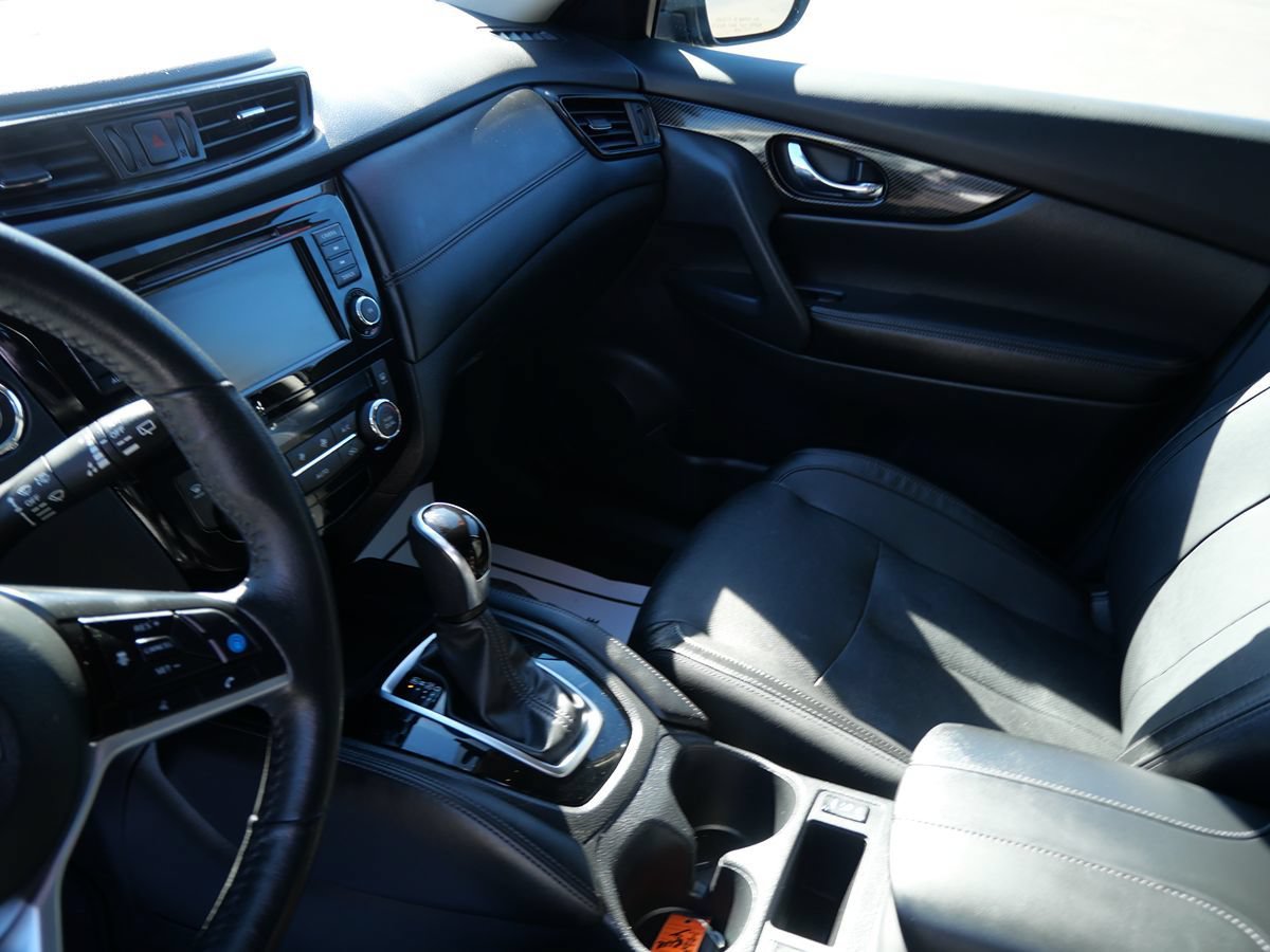 Used 2019 Nissan Rogue SL AWD/4WD image 13