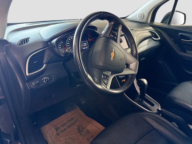 Used 2020 Chevrolet Trax LT w/ Driver Confidence Package image 10