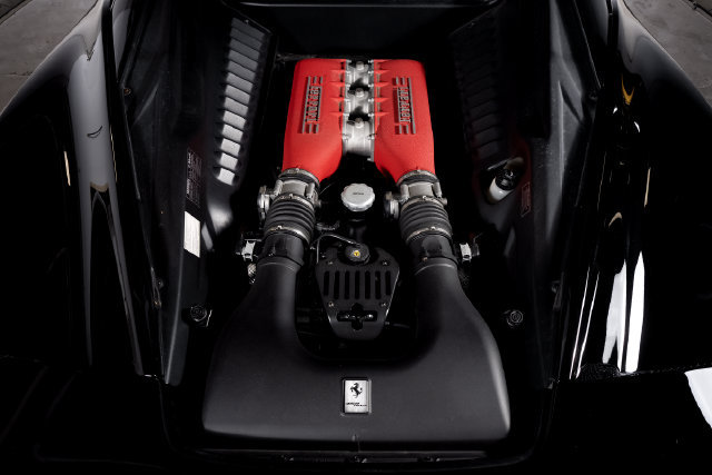 Certified 2012 Ferrari 458 Italia Coupe RWD image 9