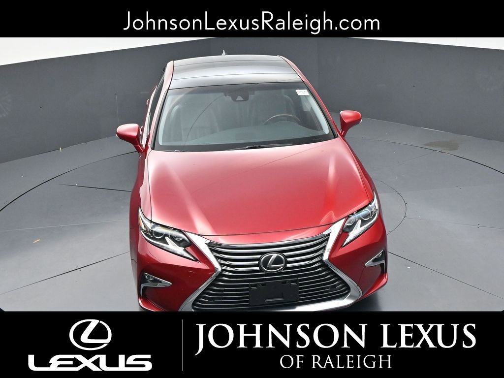 Used 2016 Lexus ES 350 w/ Luxury Package w/Wood Trim image 23