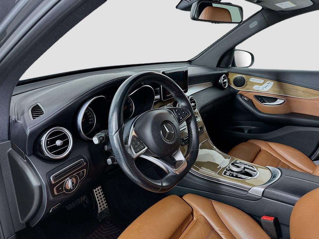 Used 2018 Mercedes-Benz GLC 43 AMG GLC 43 AMG image 4