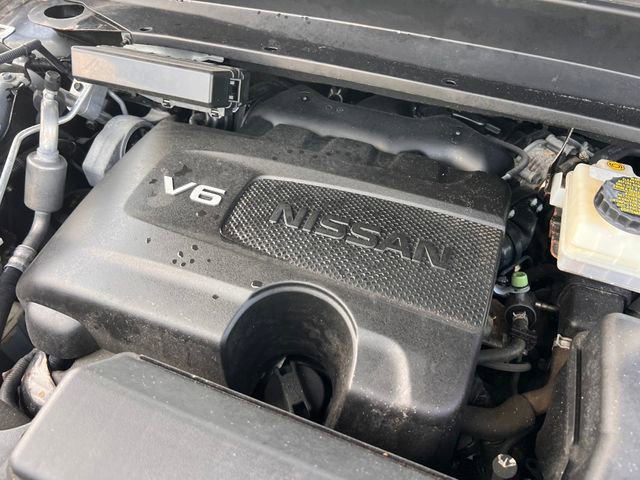Used 2017 Nissan Pathfinder Platinum FWD image 35