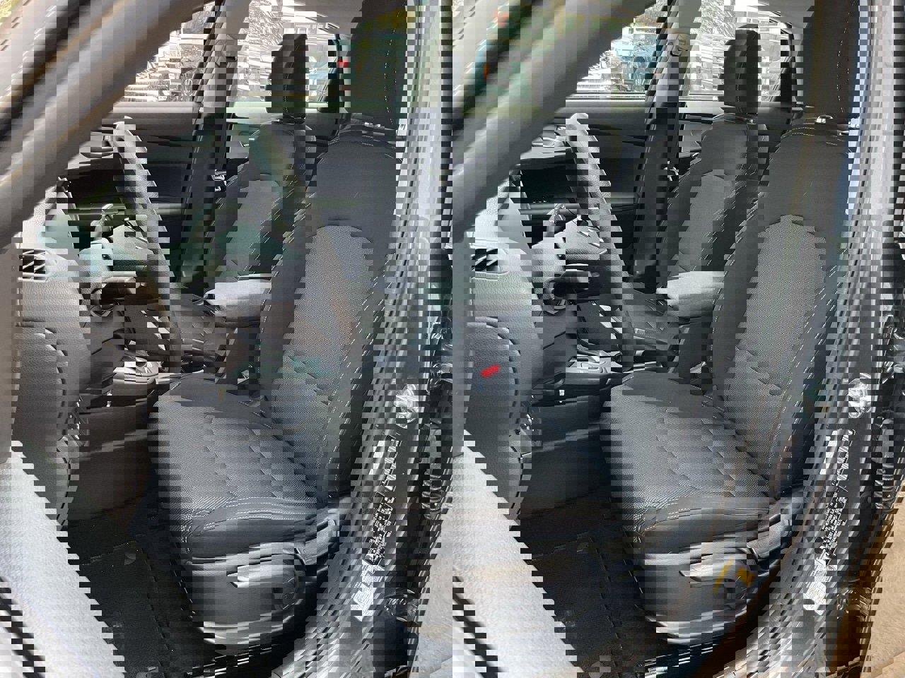 Used 2024 Kia Forte LXS w/ LXS Technology Package image 14