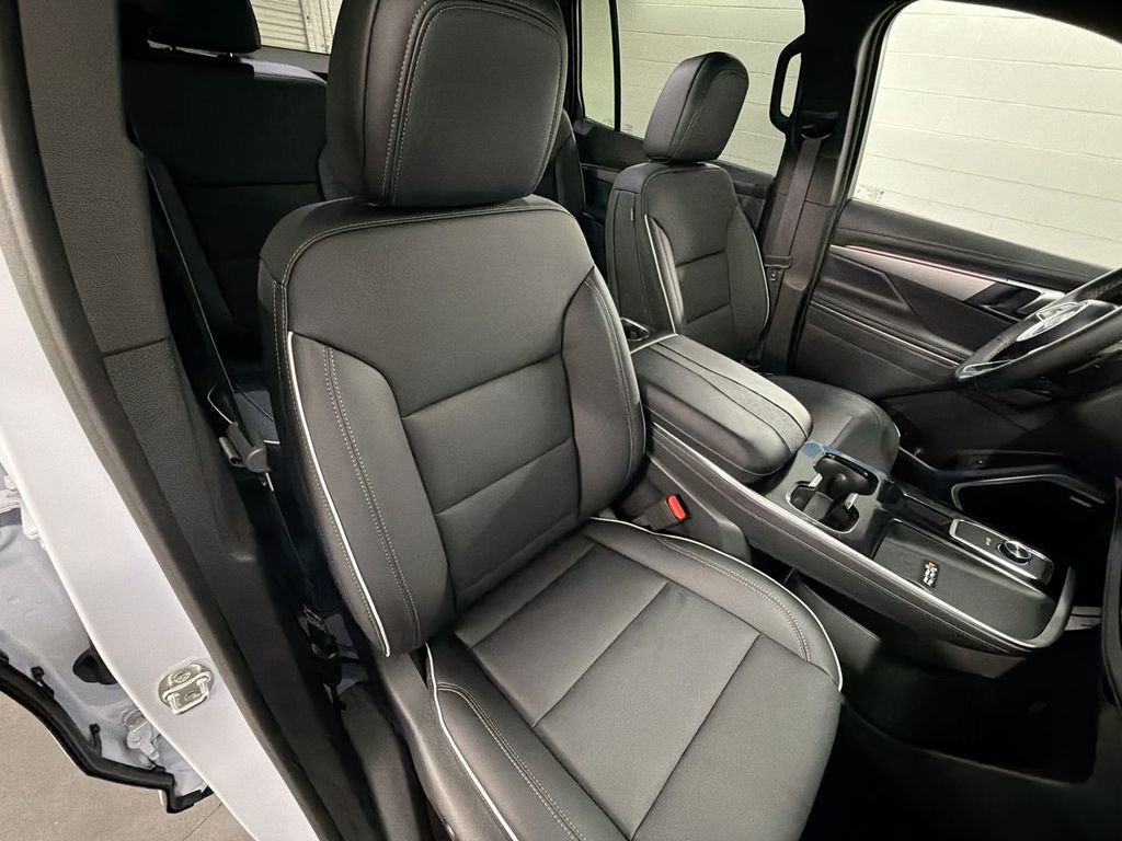 Used 2026 Buick Enclave Preferred w/ LPO, Floor Liner Package FWD image 28