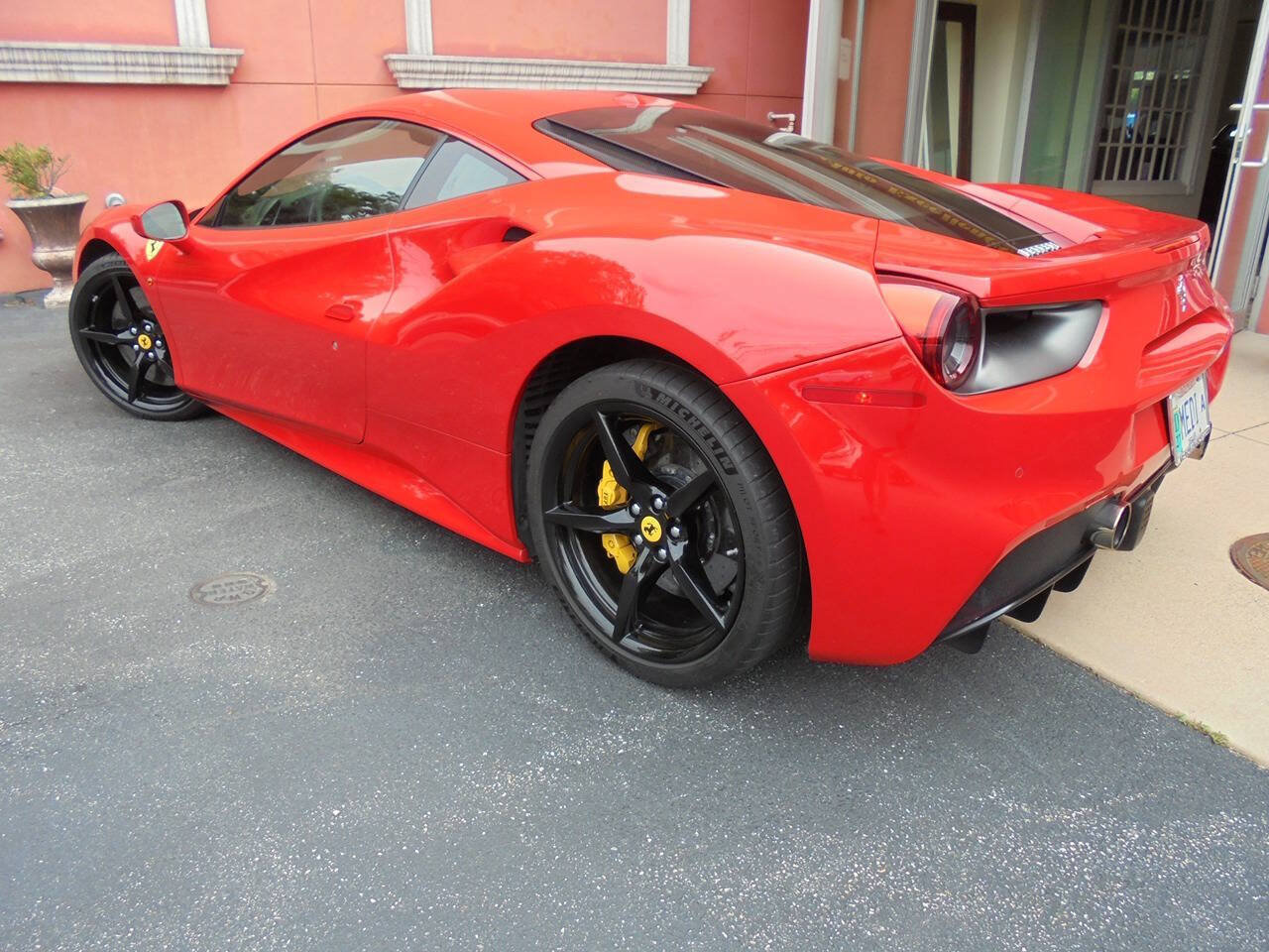 Used 2017 Ferrari 488 GTB RWD image 24