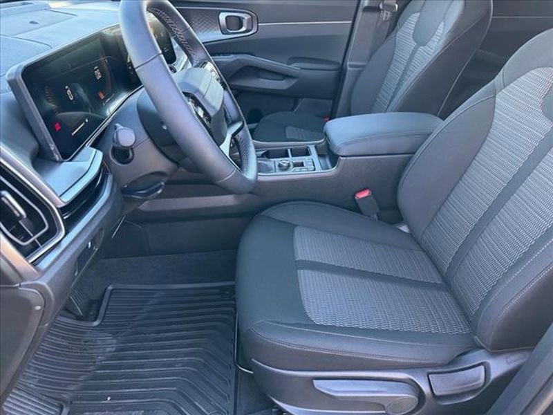 New 2026 Kia Sorento LX image 10