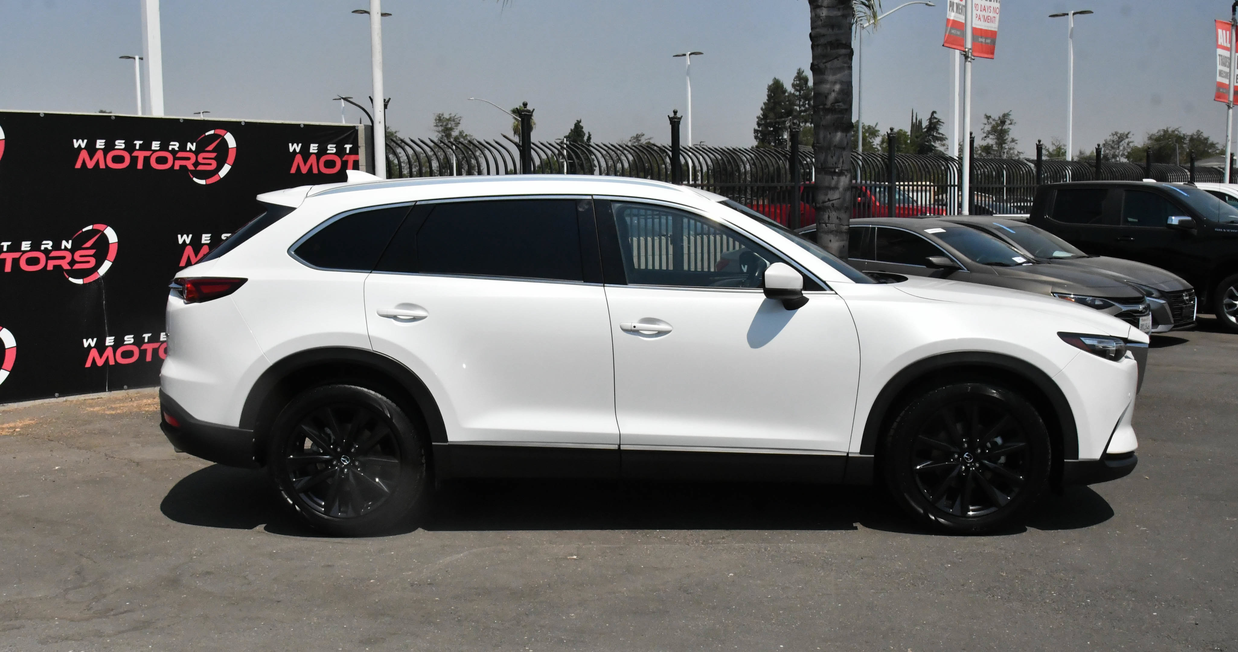 Used 2022 MAZDA CX-9 Touring Plus AWD/4WD image 9
