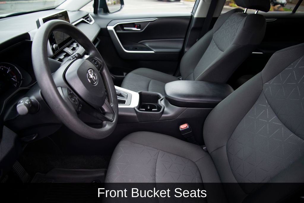 Used 2024 Toyota RAV4 XLE image 13