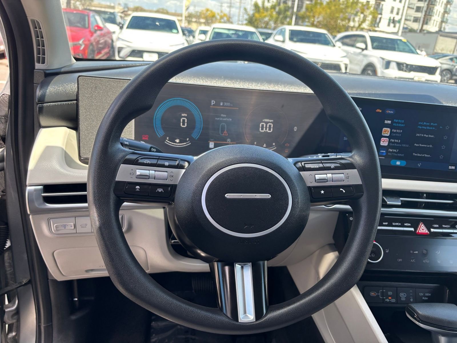 Used 2025 Hyundai Tucson SEL image 31