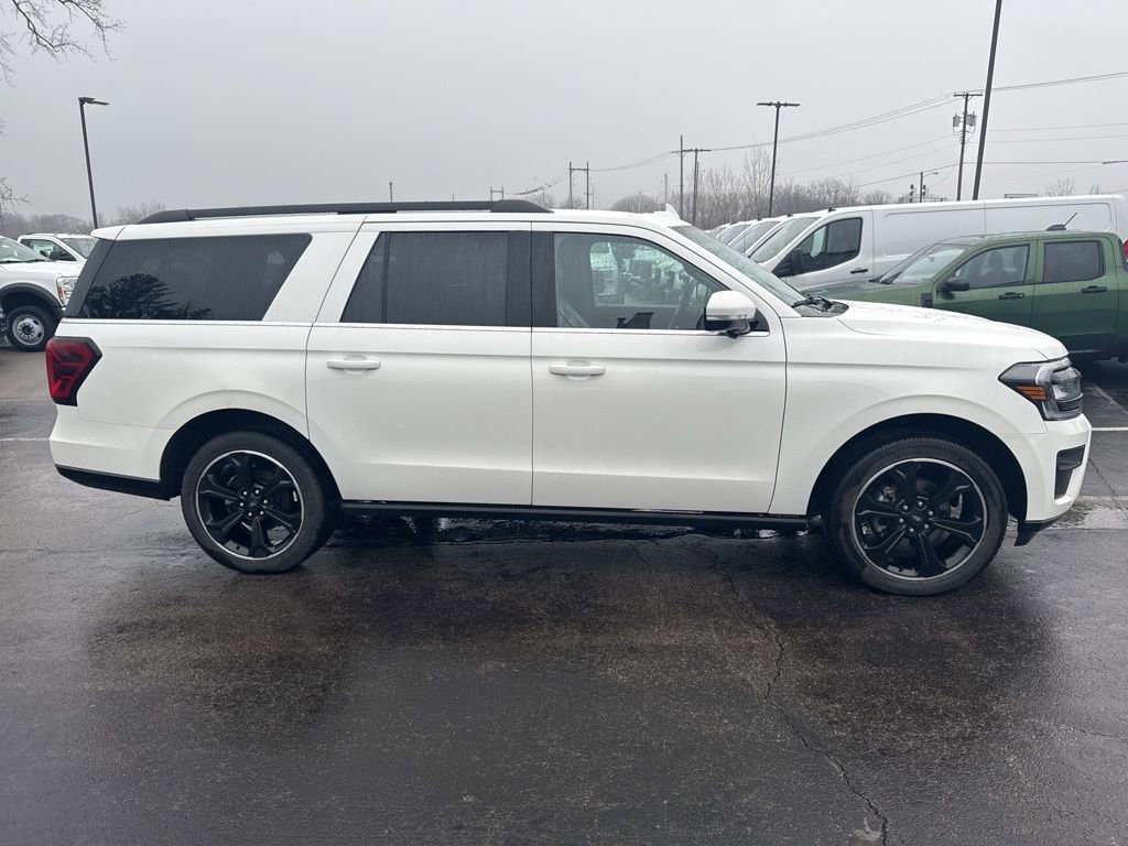 Certified 2022 Ford Expedition Max Limited image 9