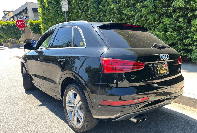 Used 2017 Audi Q3 2.0T Premium Plus w/ Premium Plus Package AWD/4WD image 2