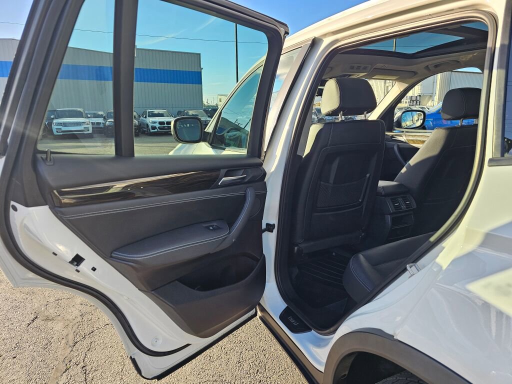 Used 2013 BMW X3 xDrive28i AWD/4WD image 16