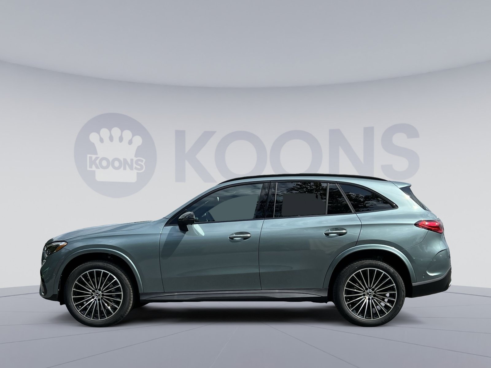 New 2026 Mercedes-Benz GLC 300 4MATIC image 2