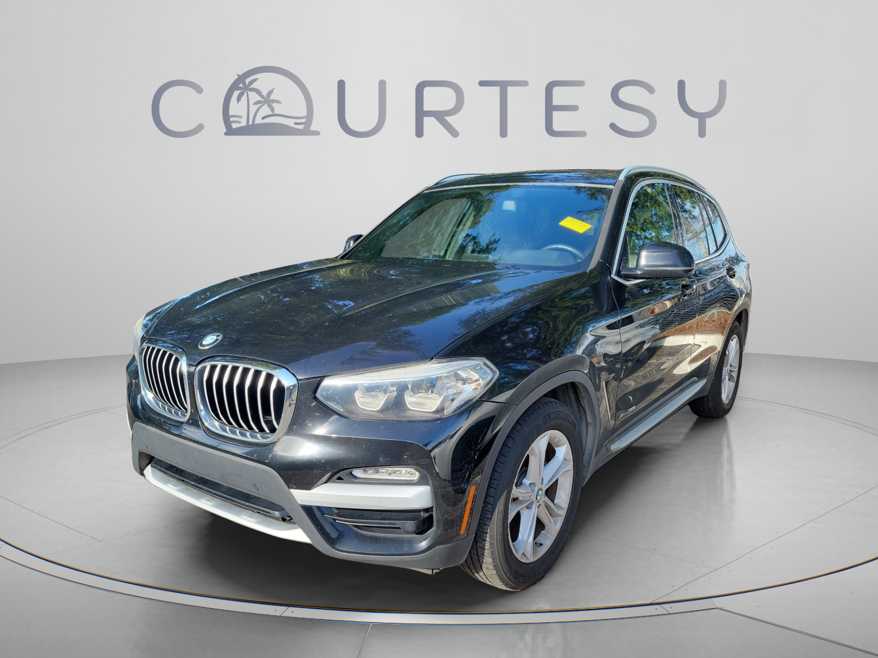 Used 2018 BMW X3 xDrive30i AWD/4WD image 3