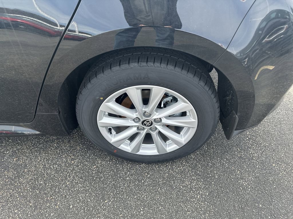 New 2026 Toyota Corolla SE FWD image 11