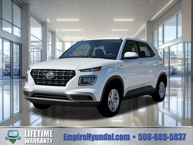 New 2026 Hyundai Venue SE