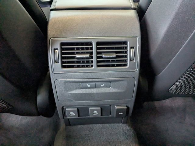 New 2026 Jaguar F-PACE SVR image 12