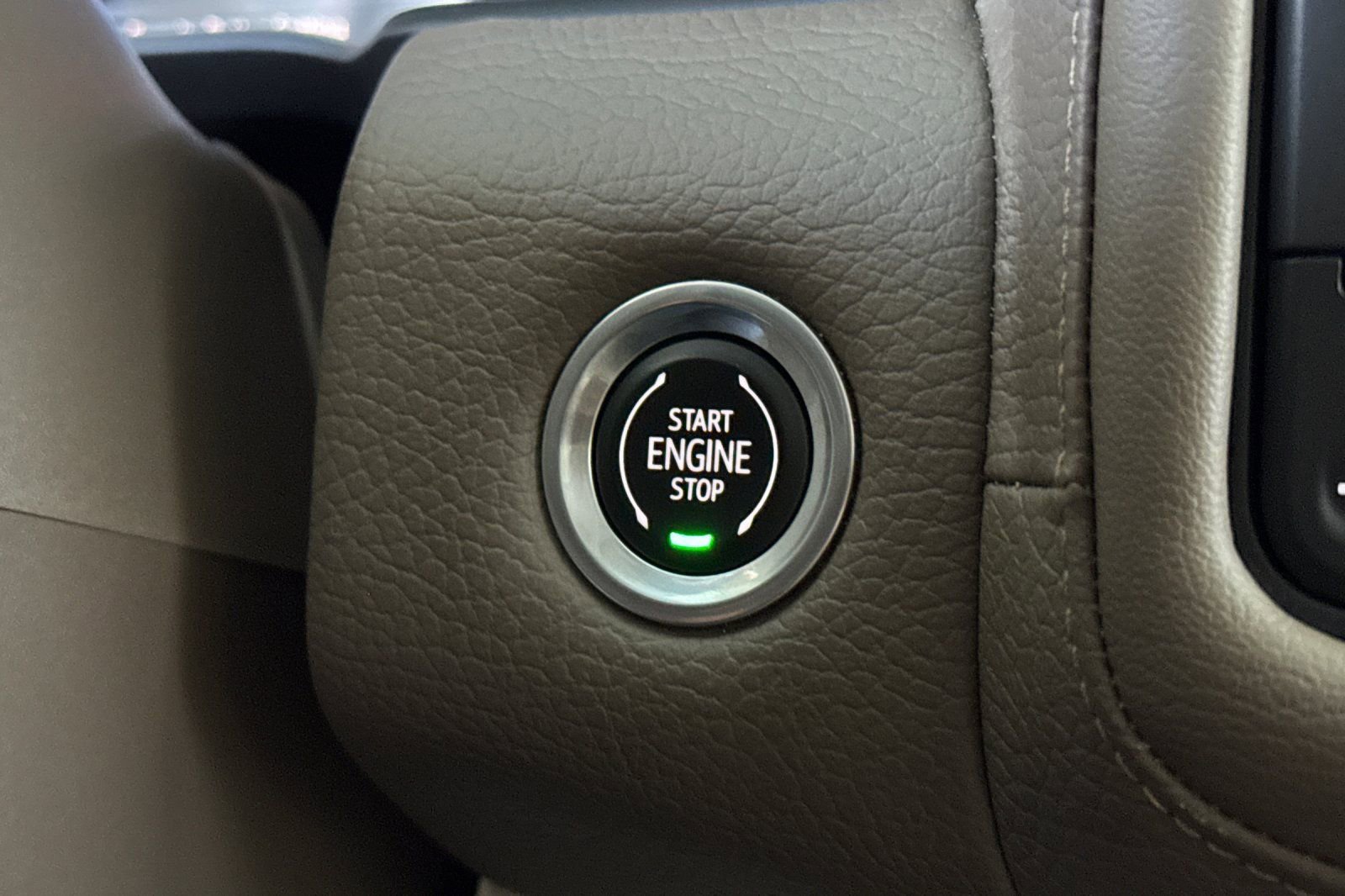 Used 2021 GMC Yukon Denali w/ Denali Ultimate Package image 22