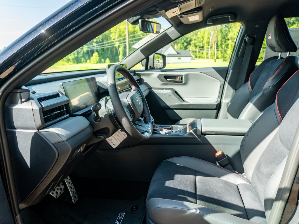New 2026 Toyota RAV4 AWD Plug-in Hybrid image 11