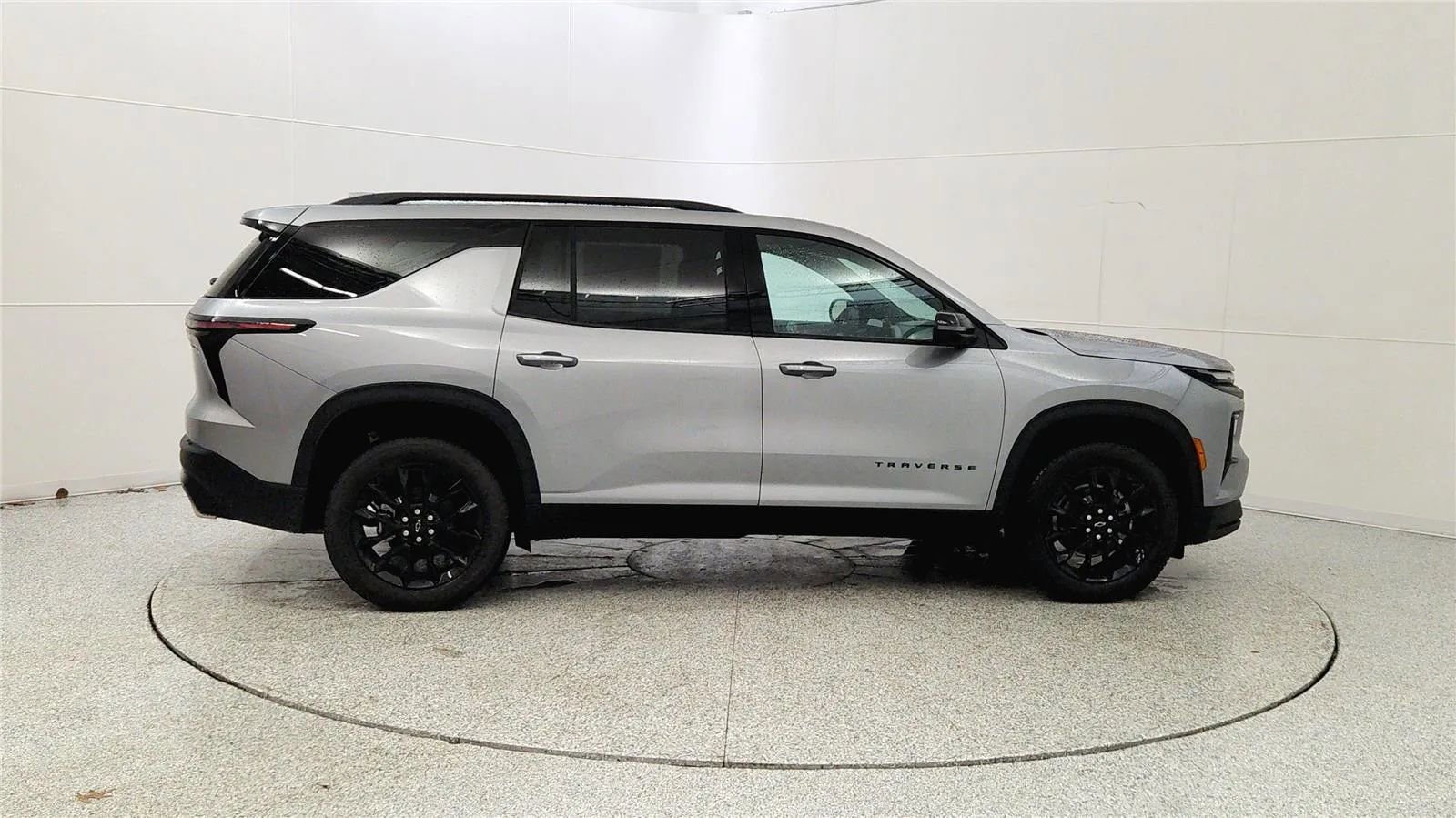 New 2026 Chevrolet Traverse LT w/ Midnight/Sport Edition image 8