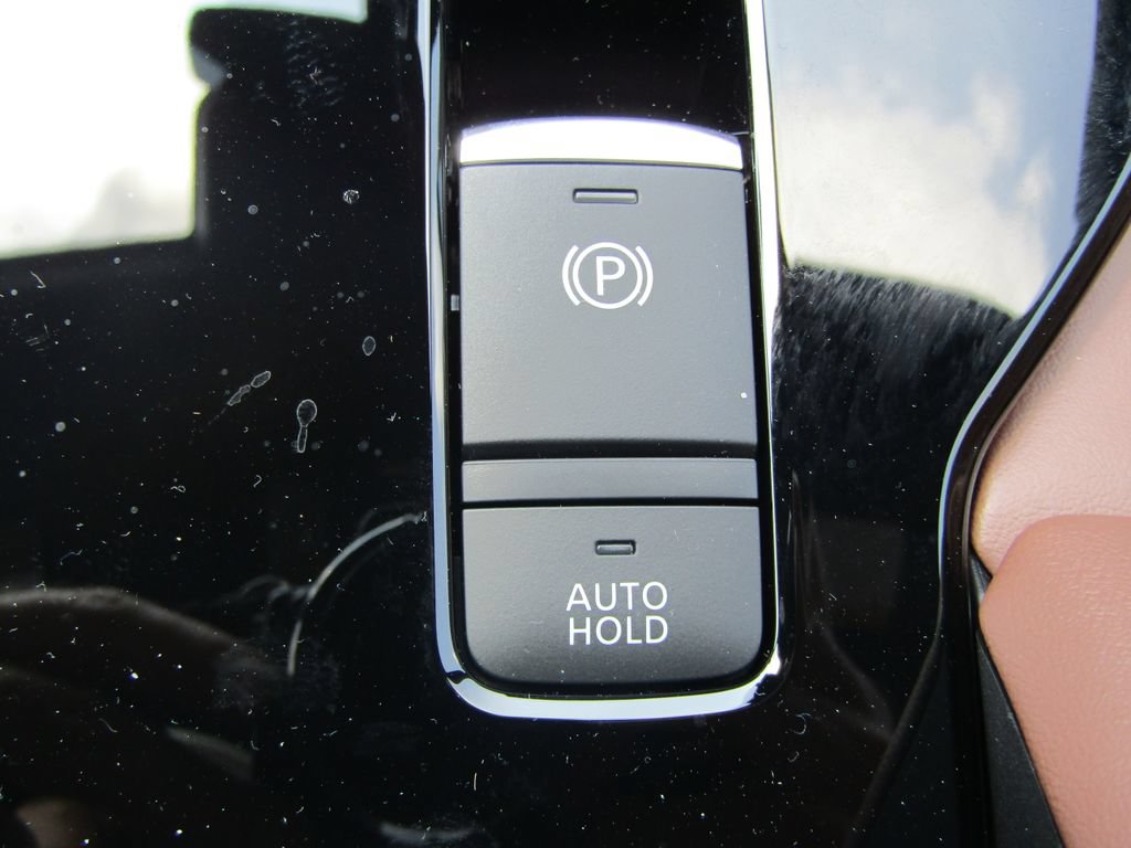 Used 2025 Mitsubishi Outlander SEL AWD/4WD image 28