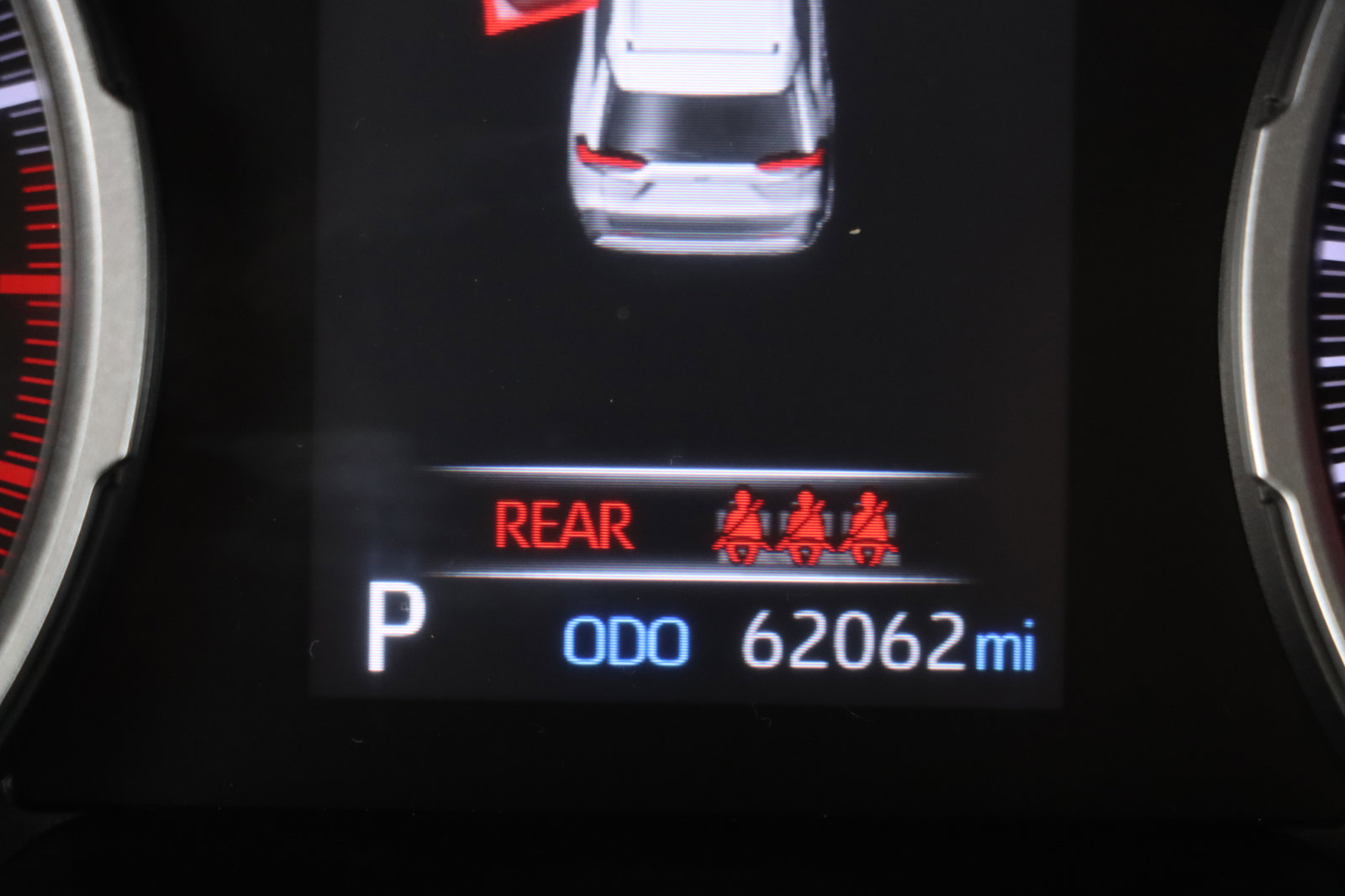 Used 2022 Toyota RAV4 LE image 16