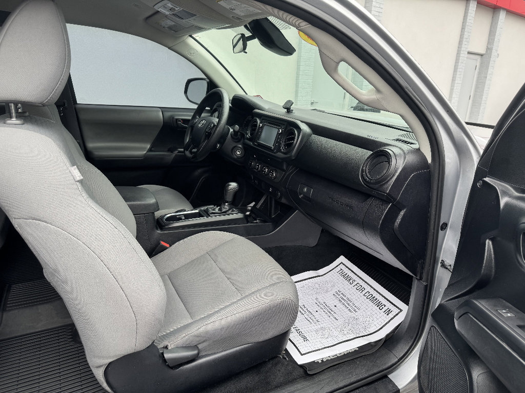 Used 2019 Toyota Tacoma SR w/ SX Package image 12