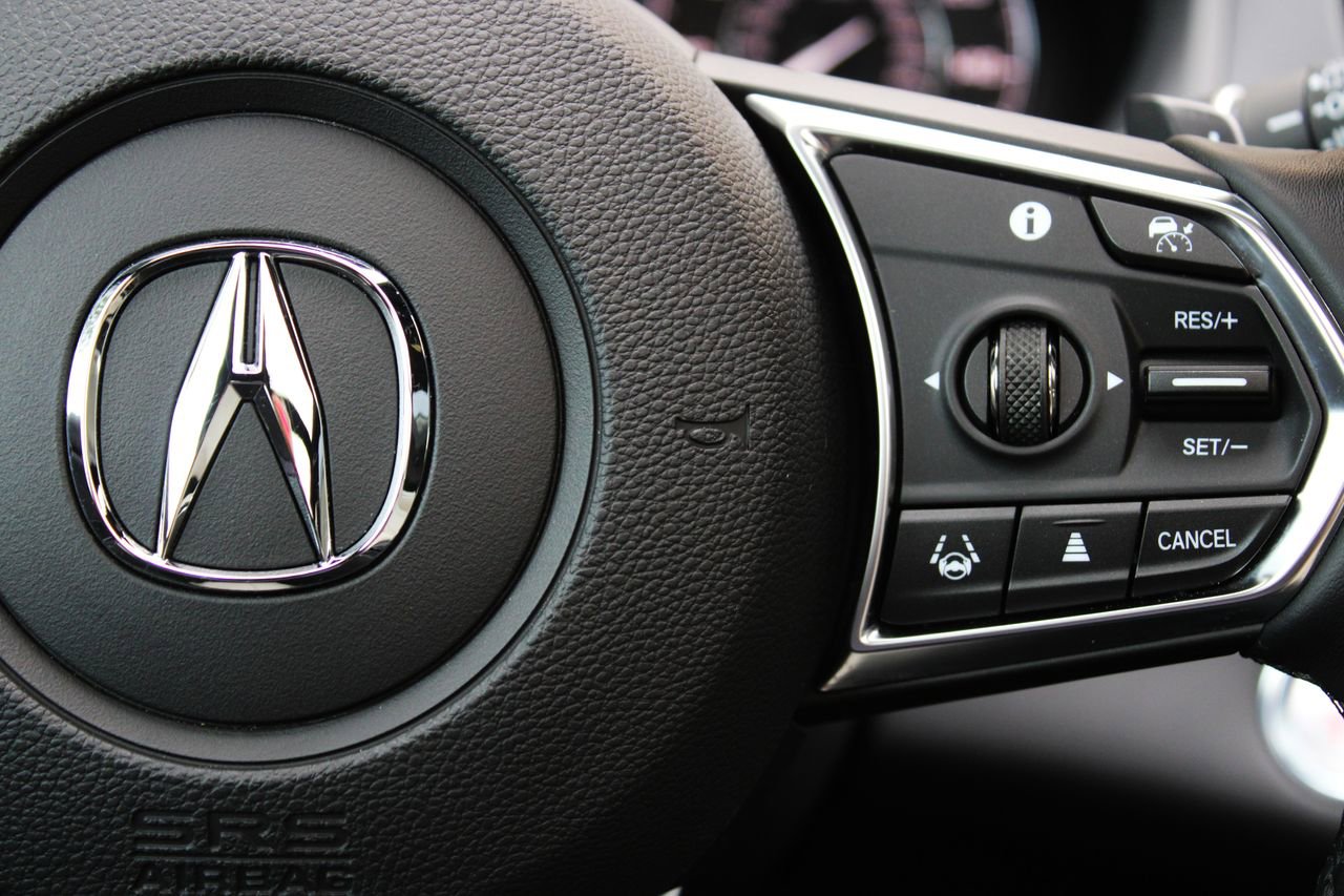 Used 2025 Acura RDX SH-AWD image 39