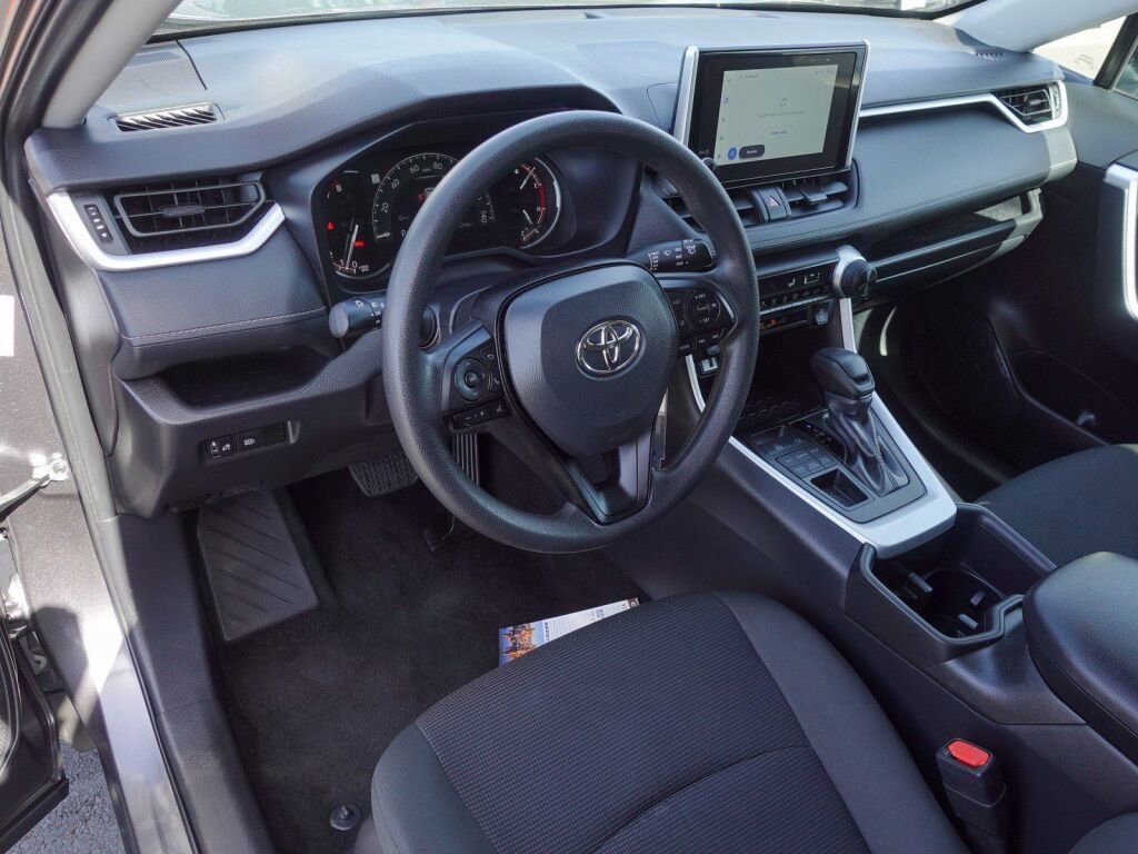 Certified 2025 Toyota RAV4 LE image 10