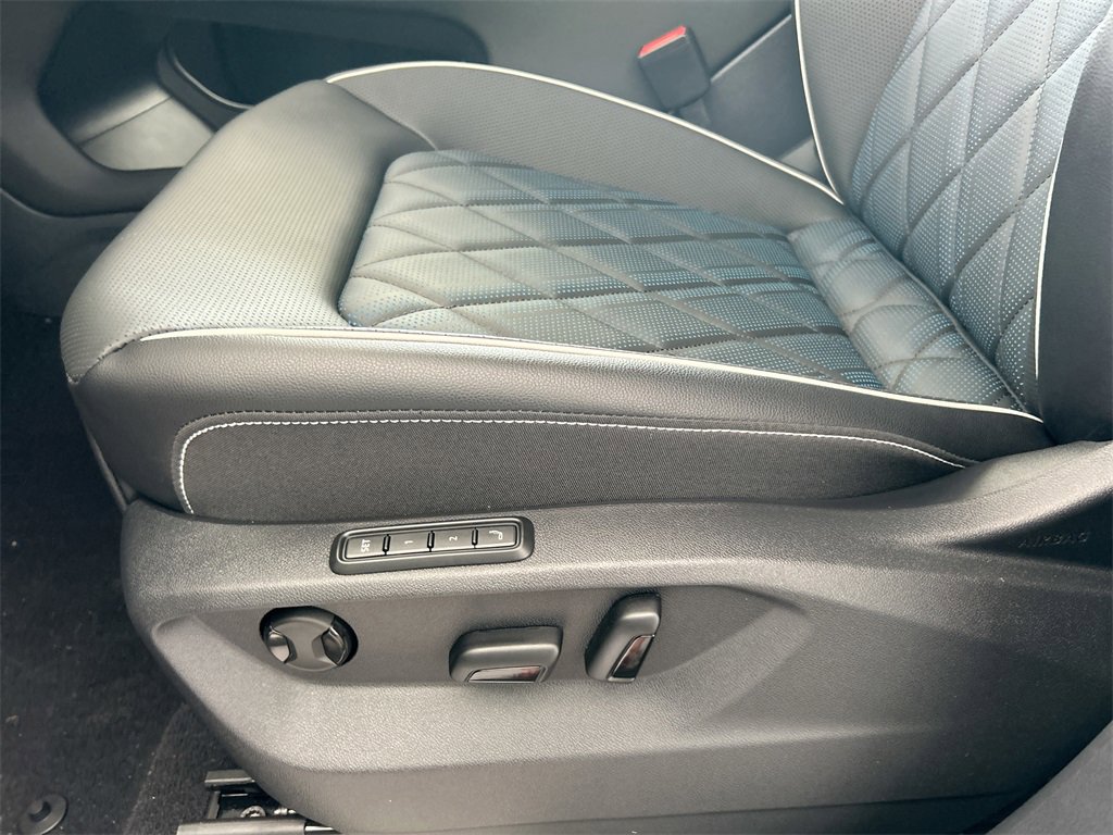 New 2025 Volkswagen Atlas Cross Sport SEL Premium R-Line image 16