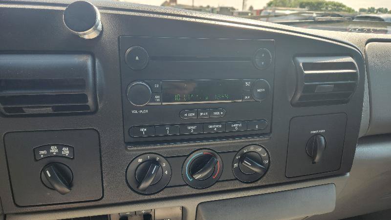 Used 2006 Ford F250 4x4 Crew Cab Super Duty image 15