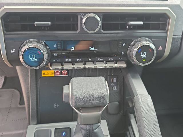 Used 2025 Toyota Tacoma Trailhunter image 23